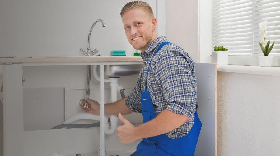 Expert burst pipe repair services in Pringle, SD